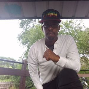 Meet your Posher, Jeremyah